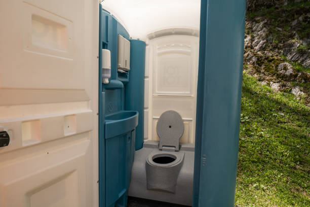 Portable Toilet Options We Offer in Mendota, CA